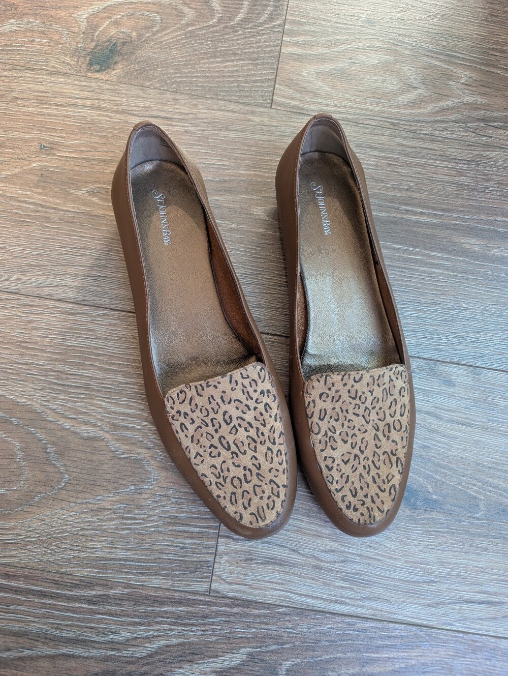 St Johns Bay Leather Loafers Womens 11 Brown Leopard Print Slip On Flats Shoes